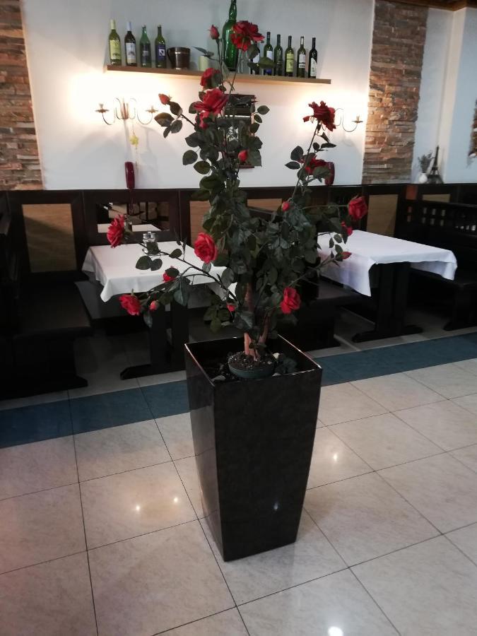 Santa Rita Apartment Split Ngoại thất bức ảnh